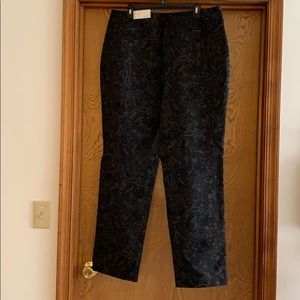 Women’s patterned jeggings